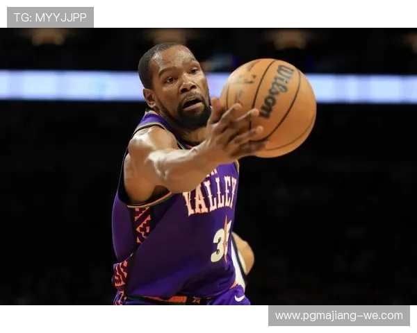 NBA赛季最新动态：明星球员表现、战术变化与未来发展趋势分析