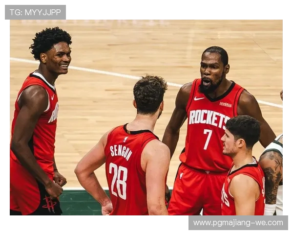 NBA季后赛激战正酣，詹姆斯与杜兰特联手争锋，未来战局引发热议